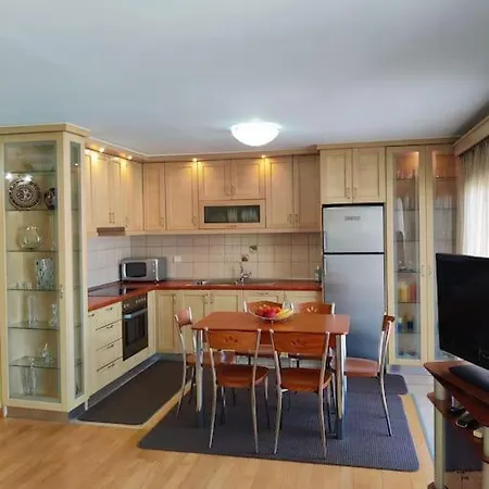 Ives * Αριδαία